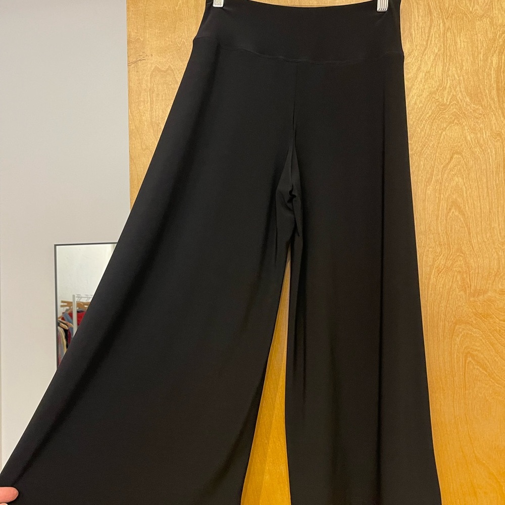 Sympli black jersey knit gaucho pants size 6 - Picture 7 of 10